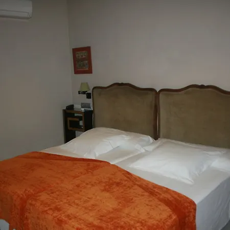 Conde De Cárdenas 2* Córdoba